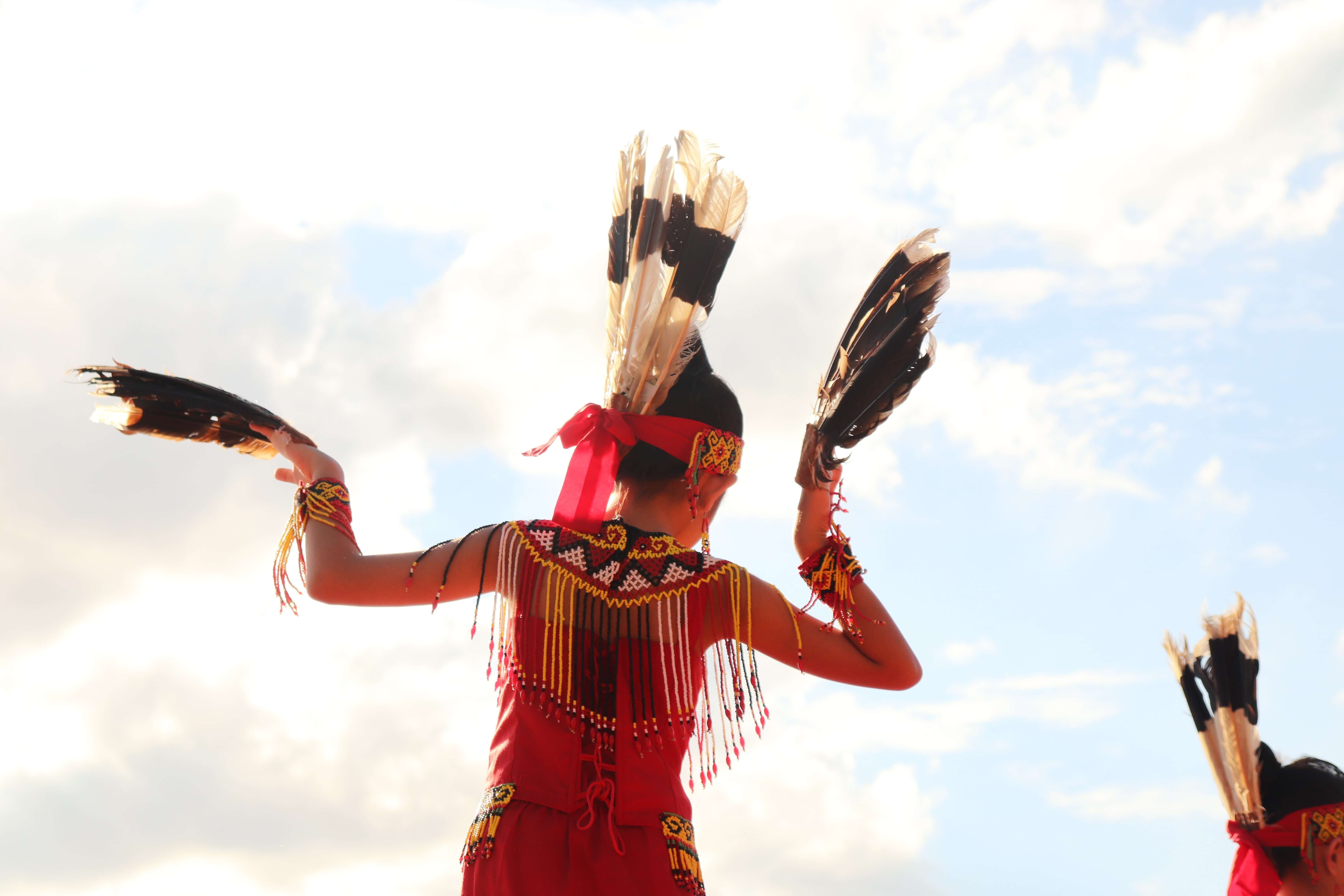 Danse traditionnelle à Kalimantan