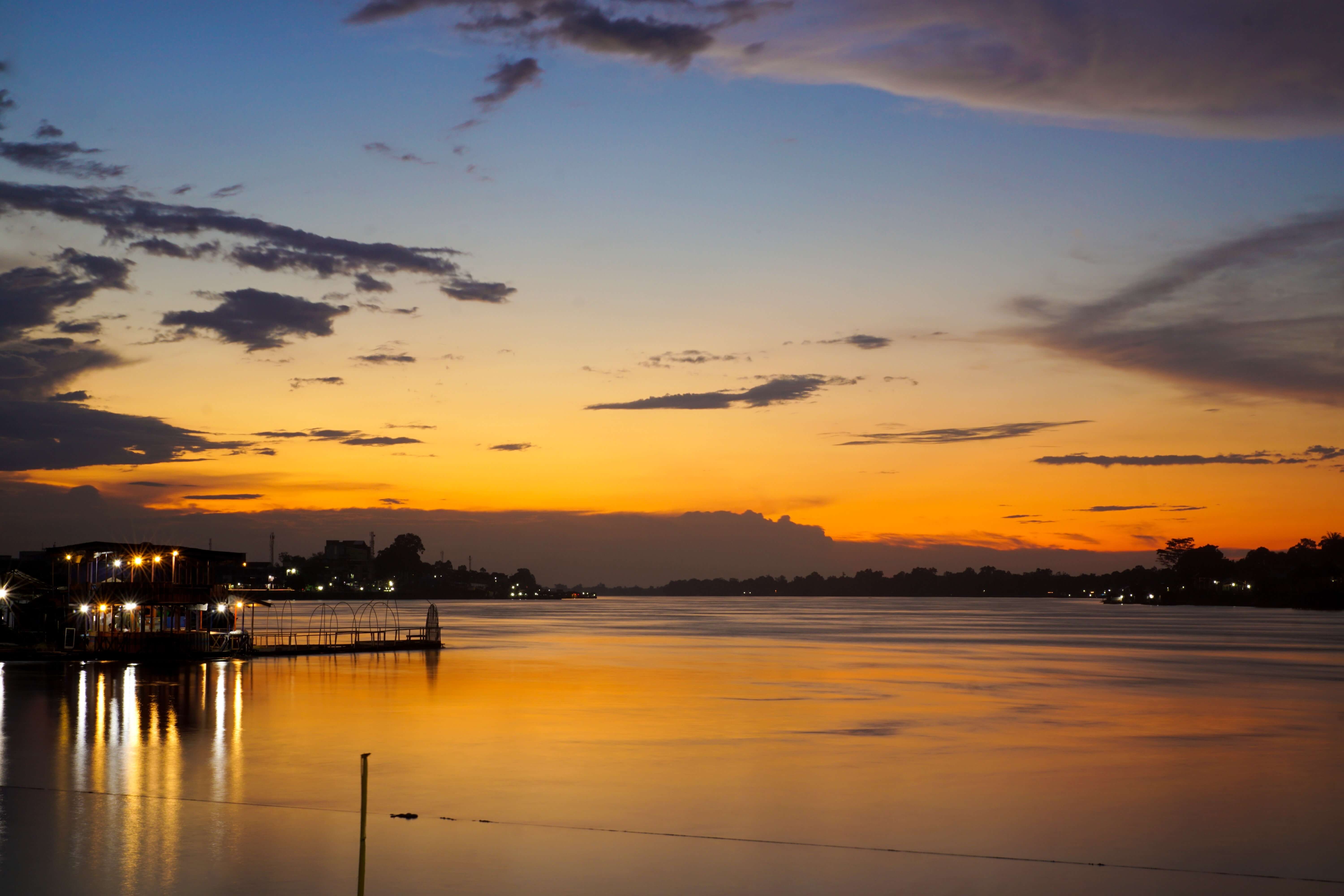 Couché du soleil à Kalimantan