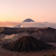 Paysage des volcans de l'île de Java